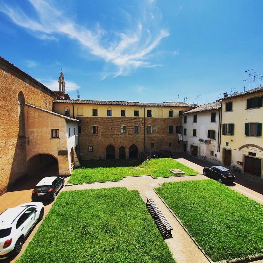 Appartaments San Francesco カステルフィオレンティーノ エクステリア 写真